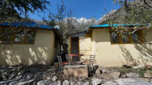 melodies-crown-cottages-batseri-sangla