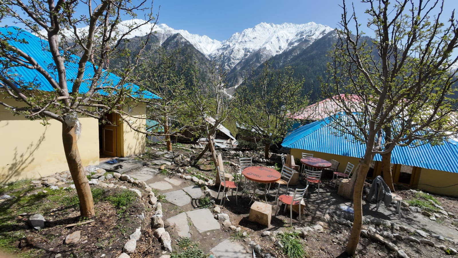 melodies-crown-cottages-batseri-sangla