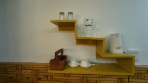 hotel-room-melodies-crown-cottages-batseri-sangla